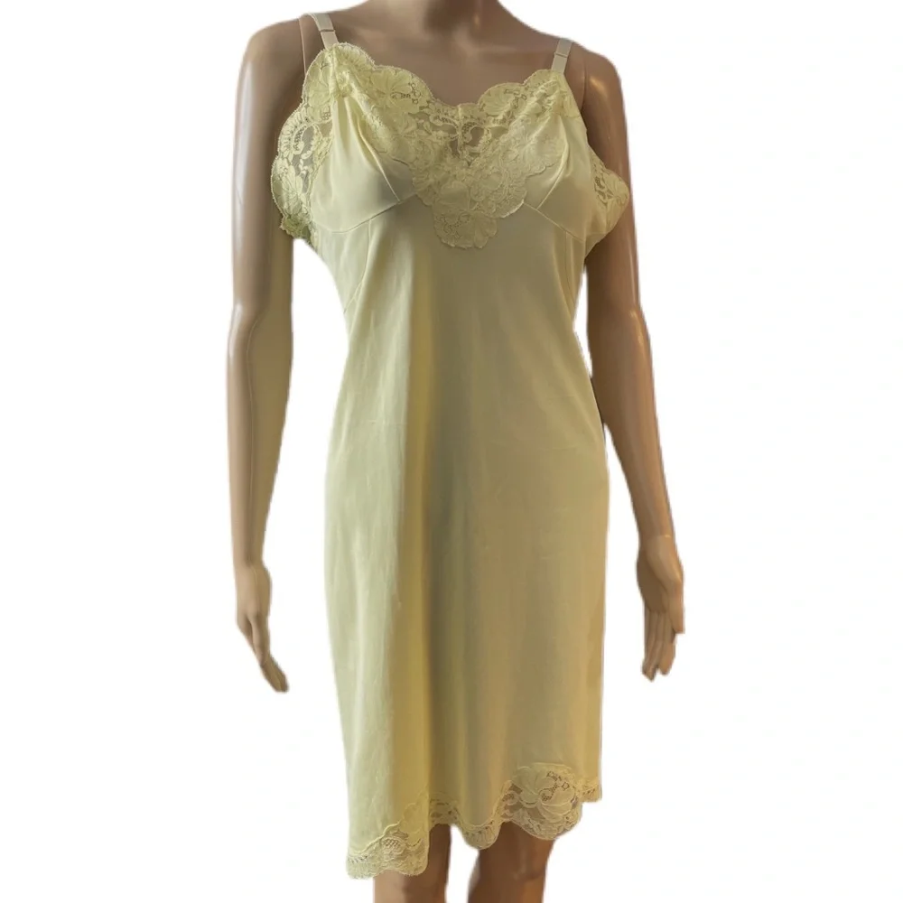 Vintage Sears Yellow Lace Slip Dress Nightgown Lingerie Cottagecore Size 38 - Picture 2 of 5